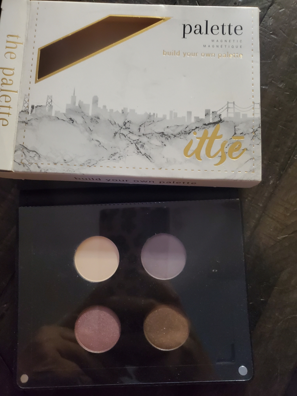 ittse Magnetic Eyeshadow Palette — Cream, Lavender, Mauve, Warm Brown
